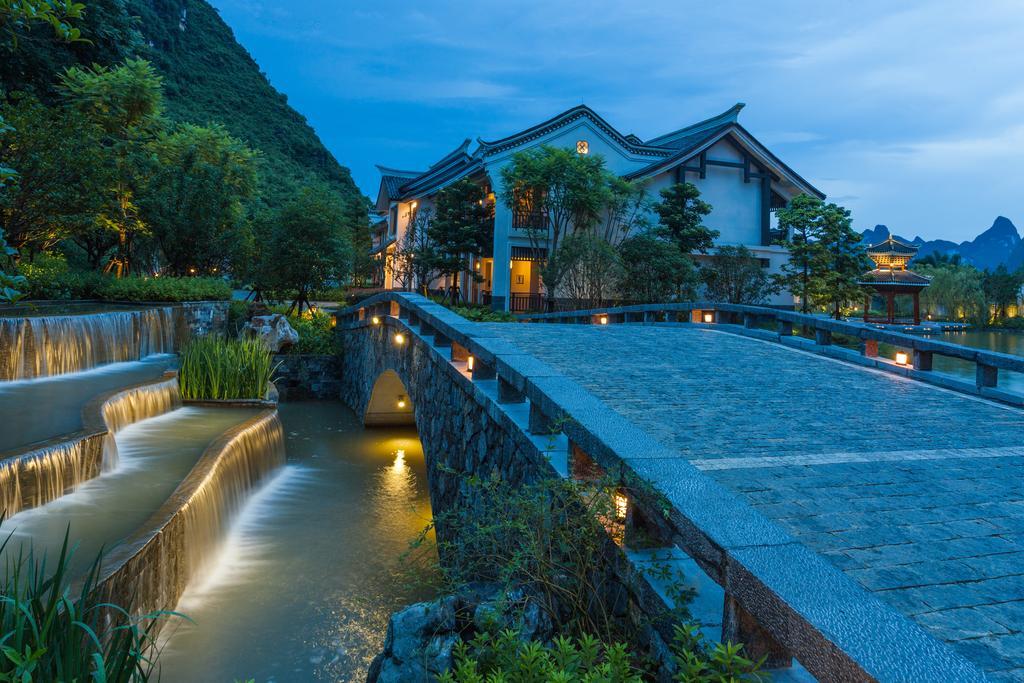 Banyan Tree Yangshuo Hotel Exterior photo